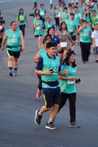 BIB: 2079
                            <button type="button" onclick="openModal(10521348)" class="btn btn-primary btn-sm float-right btn-popup" data-toggle="modal" data-target=".modal-high-quality">
                        <i class="fas fa-shopping-cart"></i> Add to Cart
                    </button>
                                            <button type="button" onclick="isThisMe(10521348, true)" class="btn btn-success btn-sm float-right btn-popup btn-isme hidden" data-toggle="tooltip" data-placement="bottom" title="นี่คือรูปของคุณใช่ไหม คลิกที่นี่เพื่อเอาเข้าอัลบั้ม">
                        <i class="fas fa-plus"></i> Add to album
                    </button>
                    <button type="button" onclick="isThisMe(10521348, false)" class="btn btn-warning btn-sm float-right btn-popup btn-isnotme hidden">
                        <i class="fas fa-ban"></i> Remove from album
                    </button>